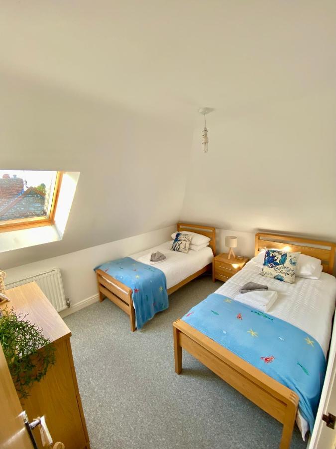 Swanage Holiday Penthouse Apartment, Moments From Beach And Town, On Site Parking, Fast Wifi, Sleeps Up To 6, Rated Exceptional Eksteriør billede